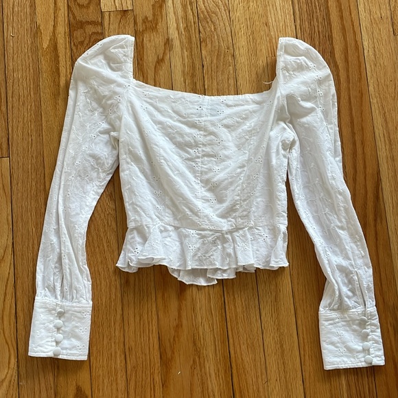 Lioness Eyelet Top - Picture 4 of 4